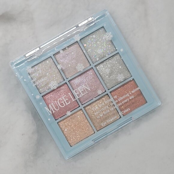 🎈 9 Color | Winter Bloom | Eyeshadow Palette - Picture 1 of 6